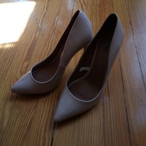 Nude pointed toe high heels